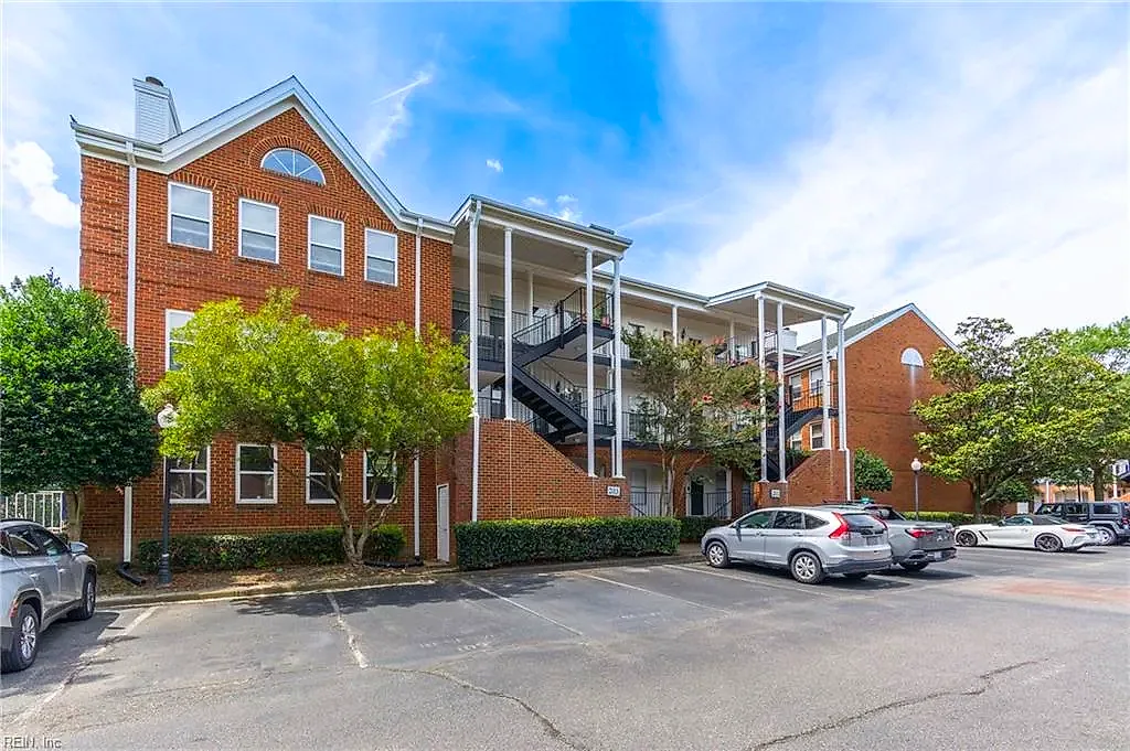 203 Westover Ave #103, Norfolk — photo