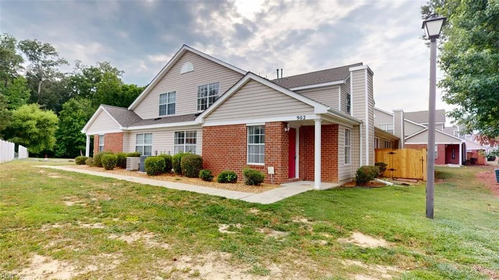 902 Miller Creek LN, NEWPORTNEWS VA 23602