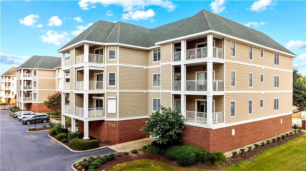 2425 Ocean Shore Cres #201, Virginia Beach — photo