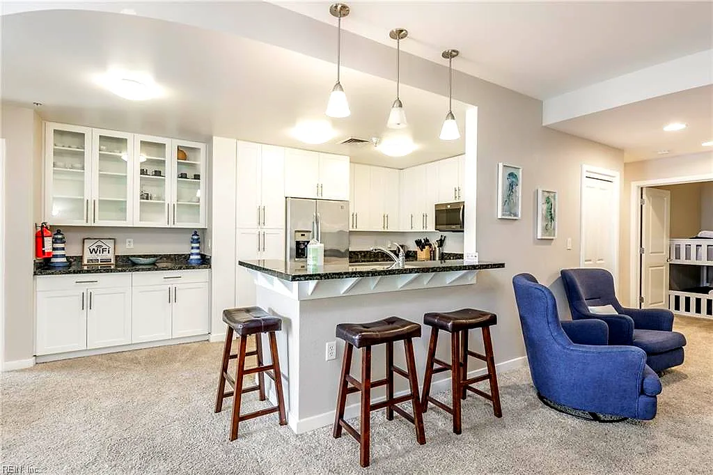 3738 Sandpiper Rd #426b, Virginia Beach — photo