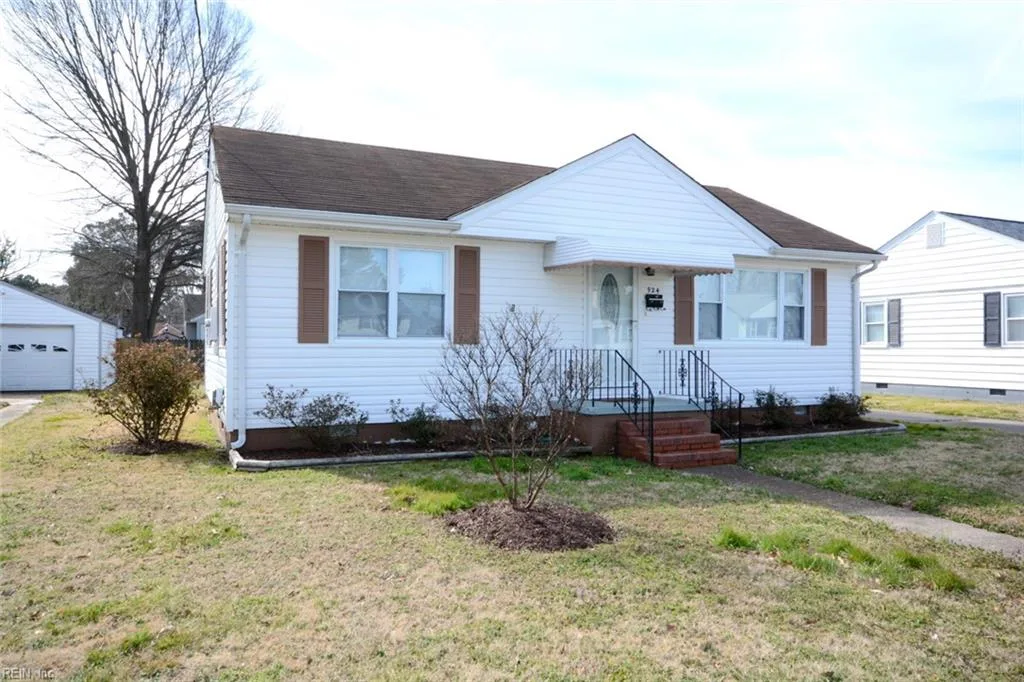 924 Avalon AVE, CHESAPEAKE VA 23324