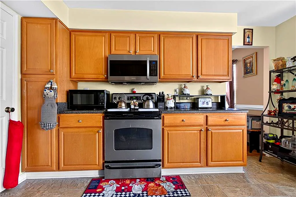 5929 Chain Bridge Rd, Virginia Beach — photo
