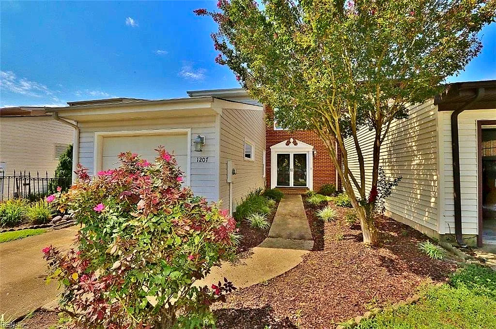 1207 Captain Adams Ct, Virginia Beach — photo