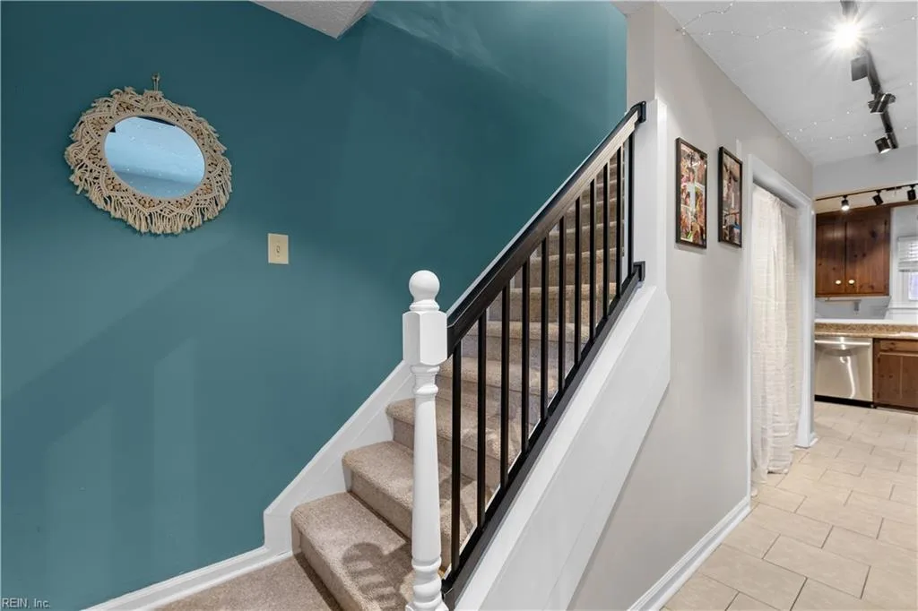 695 Chatsworth Dr, Newport News — photo