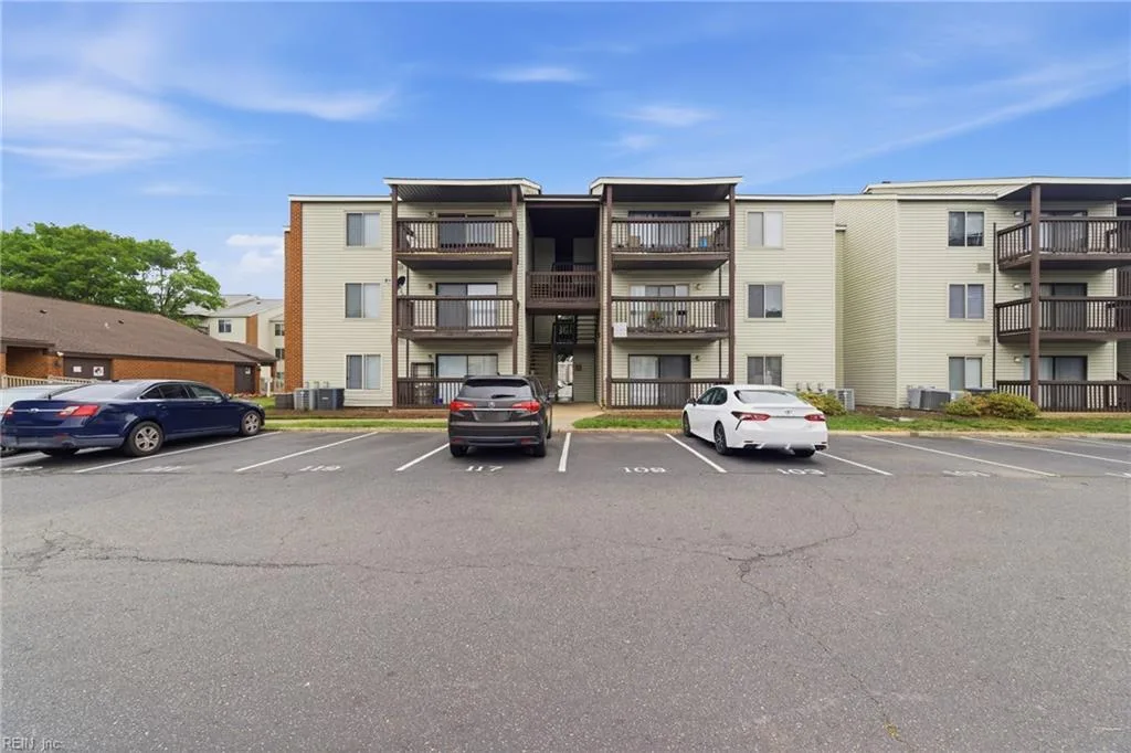 103 Haverford CT #2, HAMPTON VA 23666