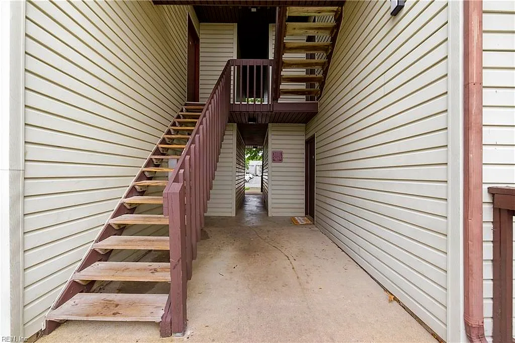 103 Haverford Ct #2, Hampton — photo