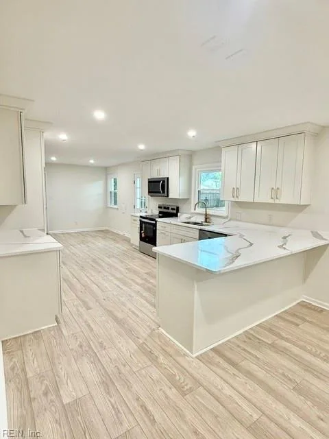 2404 Trant Lake Dr, Virginia Beach — photo