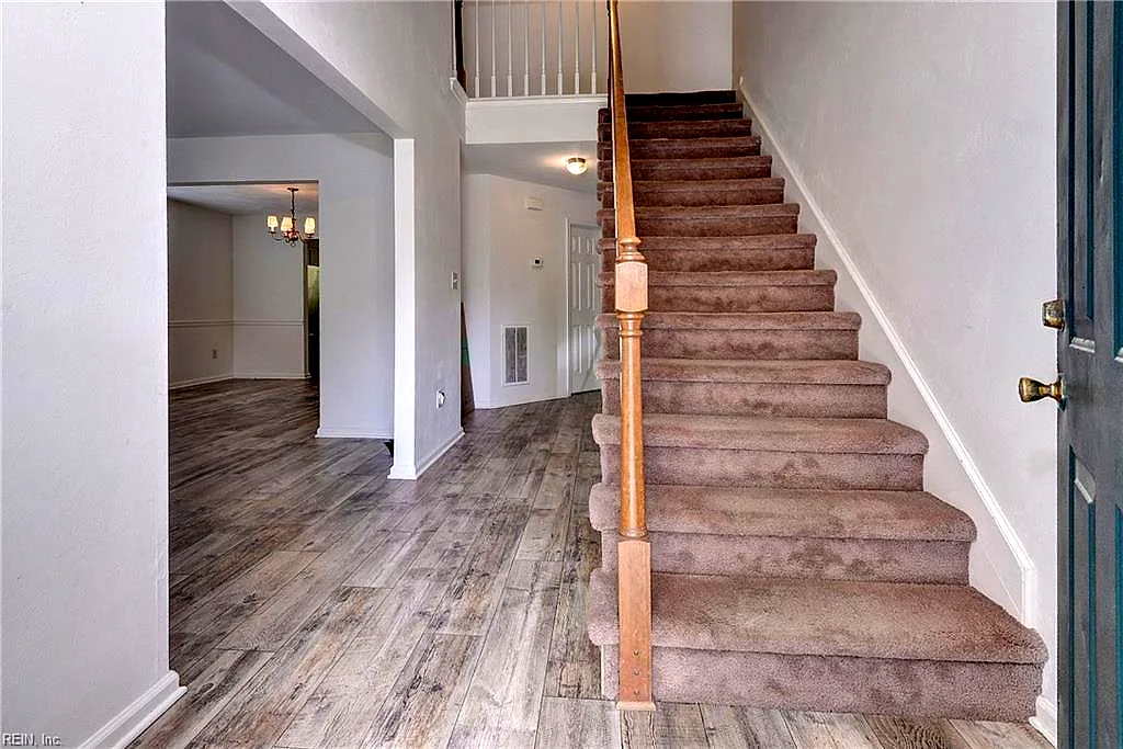 1565 Winthrope Dr, Newport News — photo