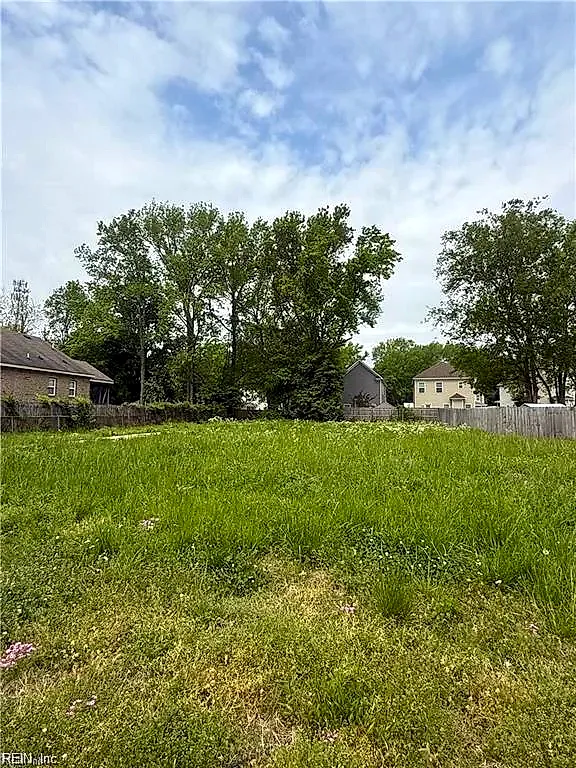 6232 Old Townpoint Rd, Suffolk — photo