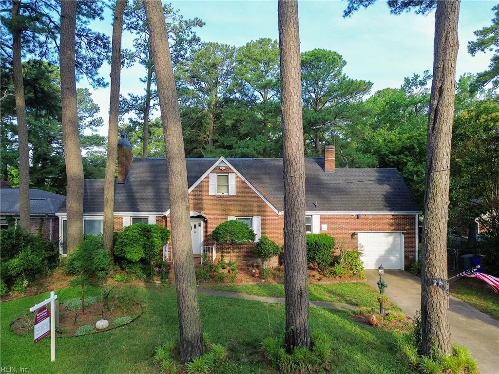 8591 Margaret AVE, NORFOLK VA 23503