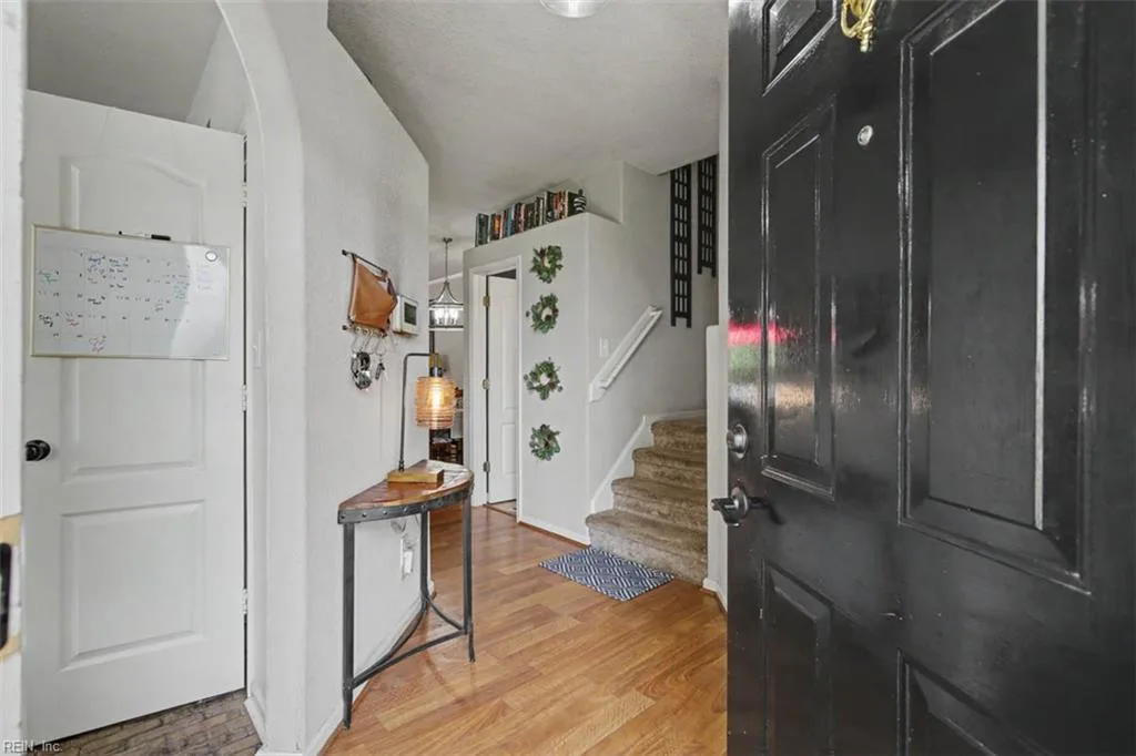 2574 Hartley St, Virginia Beach — photo