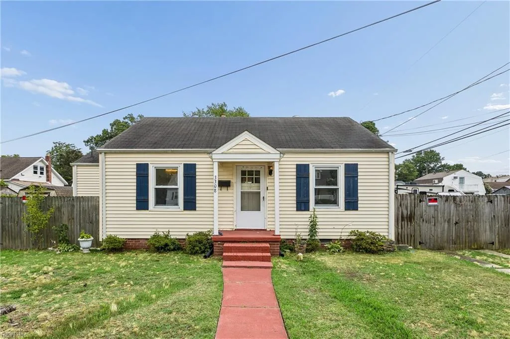 3308 Matoaka RD, HAMPTON VA 23661