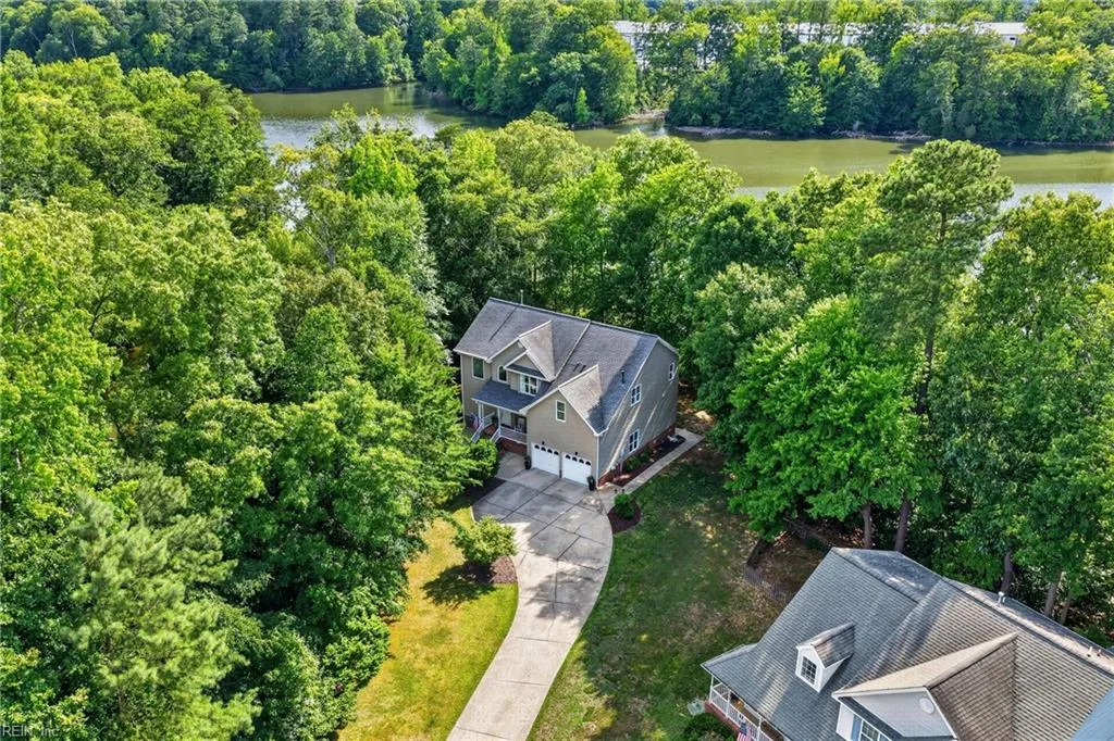101 View Pointe DR, NEWPORTNEWS VA 23603