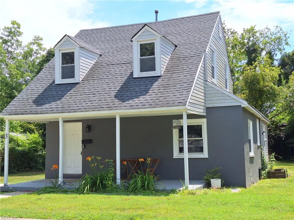 3 S Stuart RD, NEWPORTNEWS VA 23605
