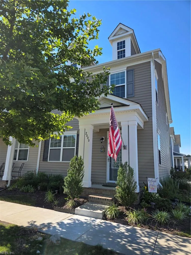 2000 Chartwell DR, NEWPORTNEWS VA 23608