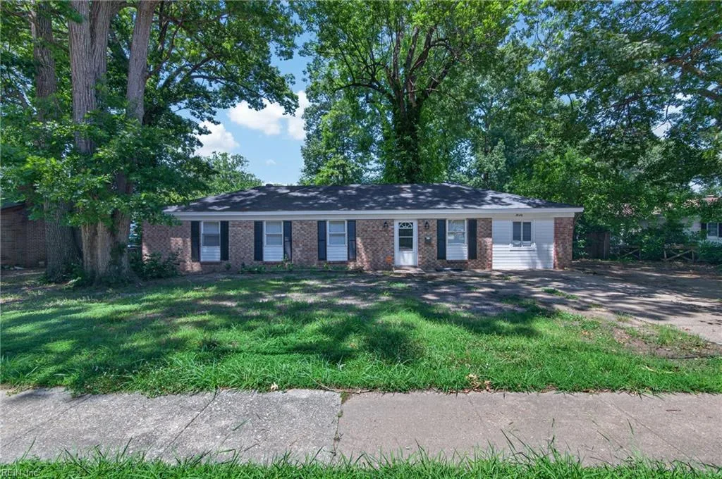 1049 E Little Back River RD, HAMPTON VA 23669