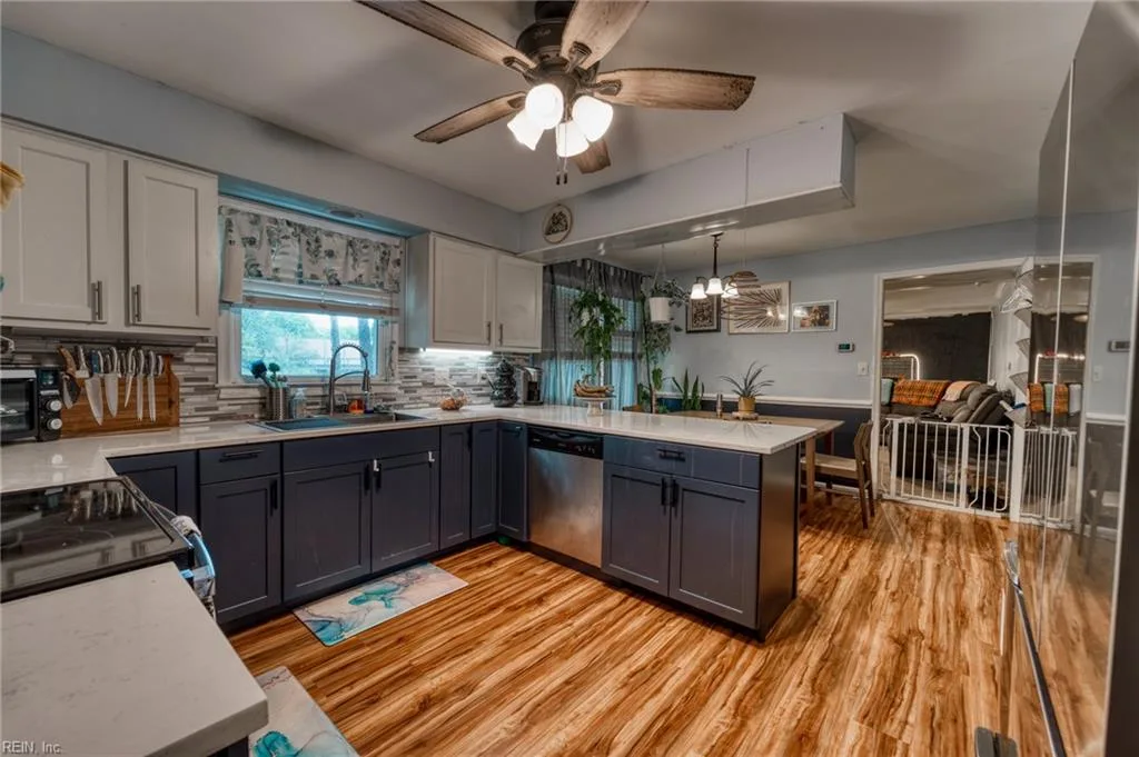 5809 Lancelot DR, VIRGINIABEACH VA 23464