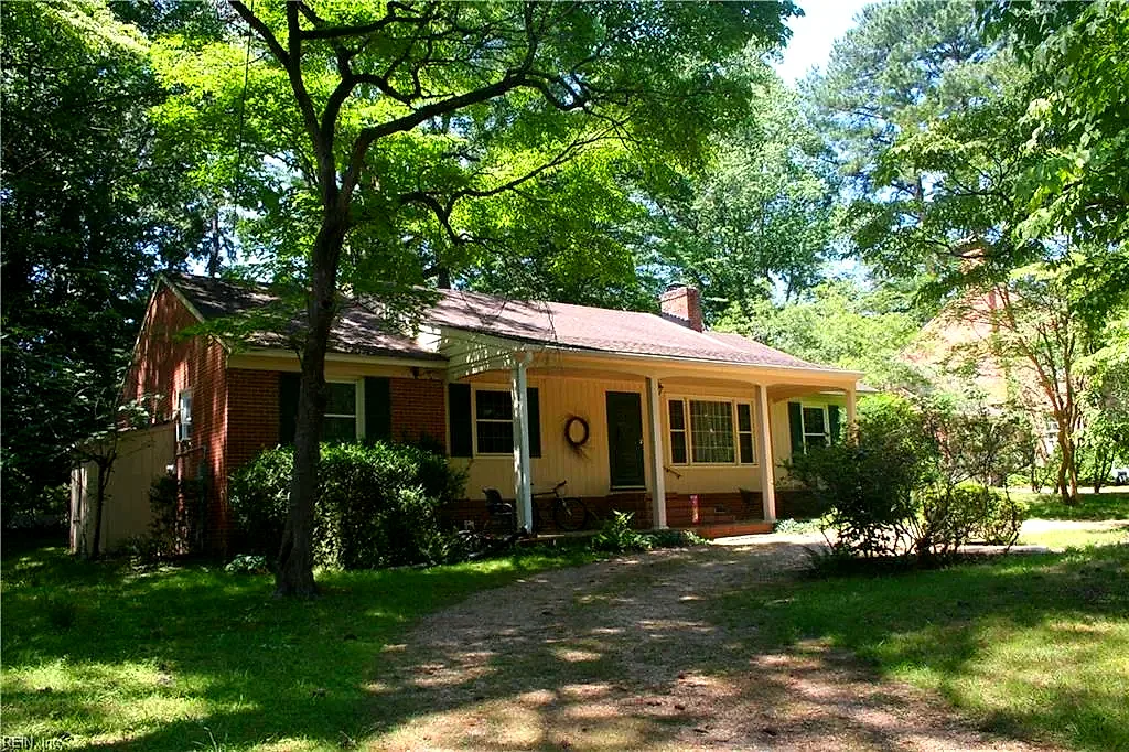 120 Berkeley LN, WILLIAMSBURG VA 23185