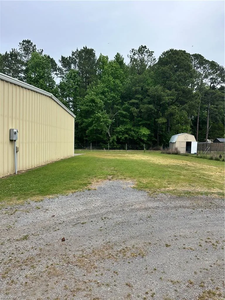 1802 County St, Elizabeth City — photo