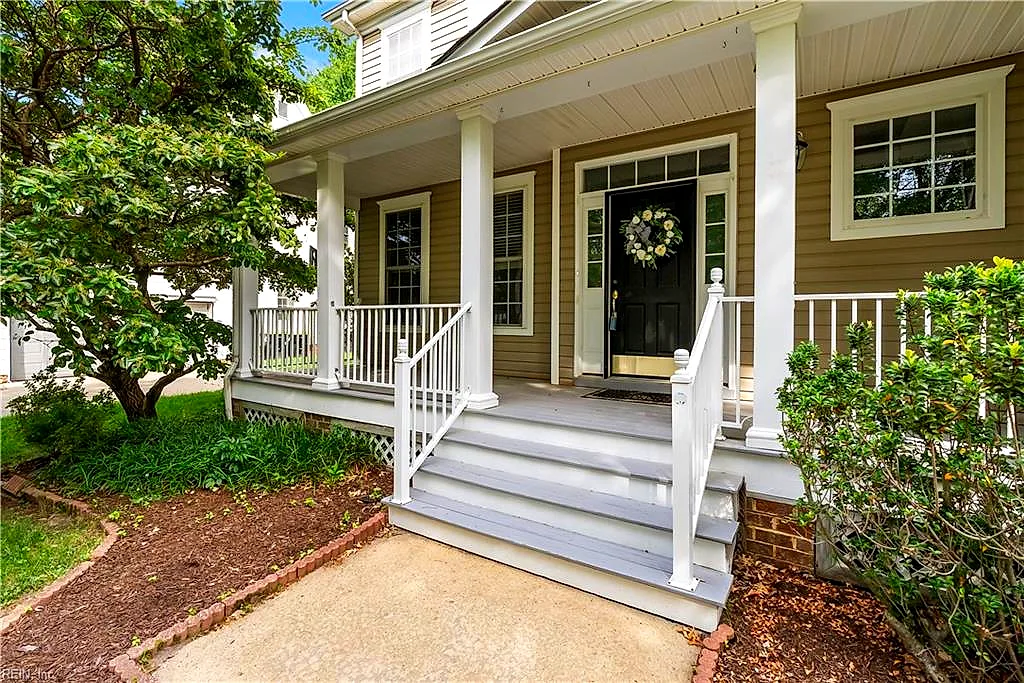 13177 Harbor Dr, Carrollton — photo