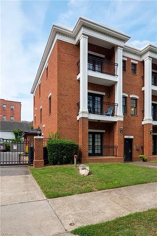 805 Westover Ave #A, Norfolk — photo
