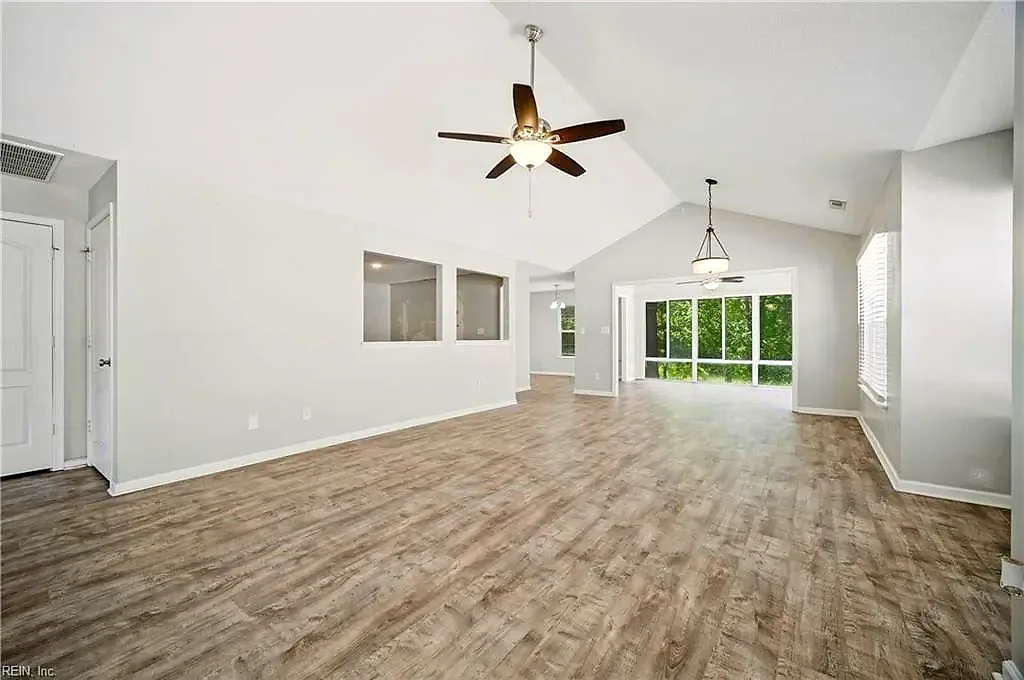 602 Sawgrass Ln #6, Portsmouth — photo