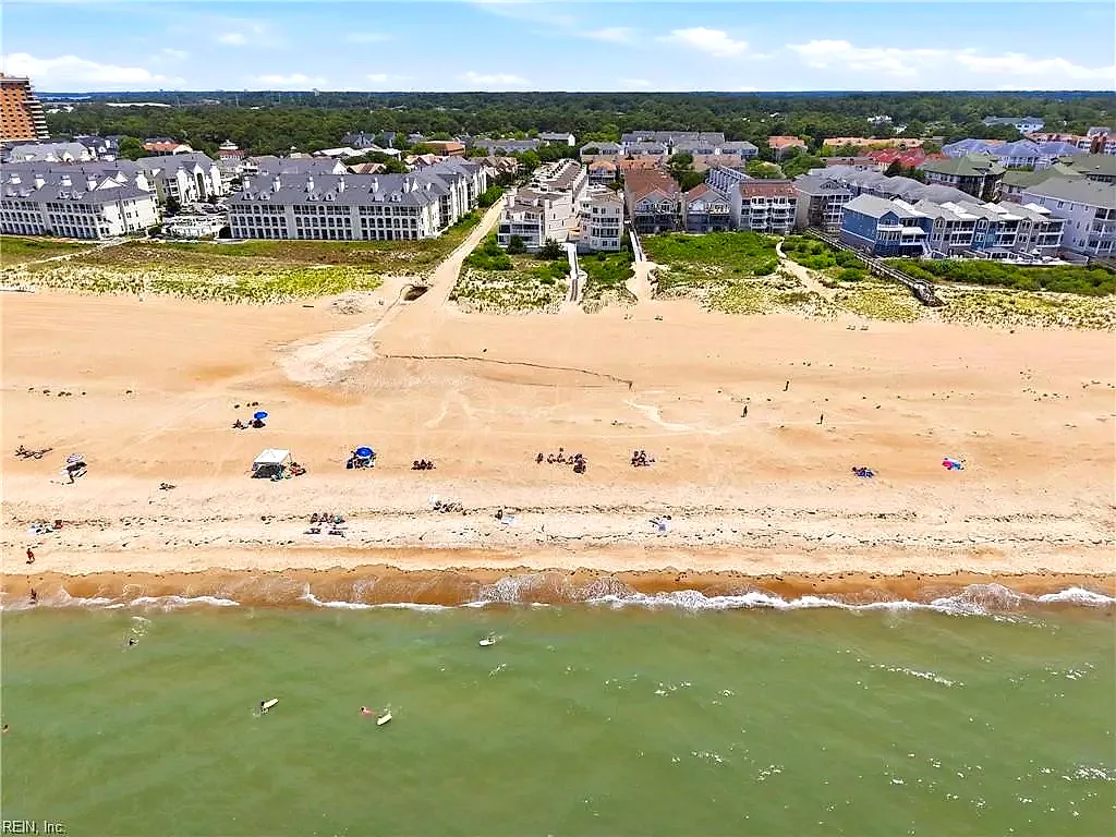 2308 Bays Edge Ave, Virginia Beach — photo