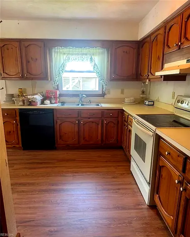 135 Francis St, Portsmouth — photo