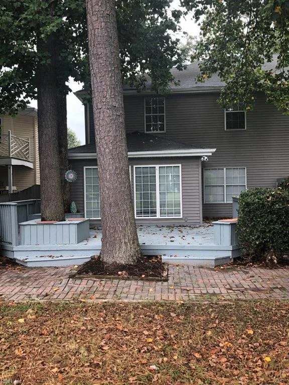 820 E Willow Point PL, NEWPORTNEWS VA 23602
