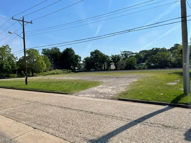 1/2 AC Seaboard AVE, CHESAPEAKE VA 23324