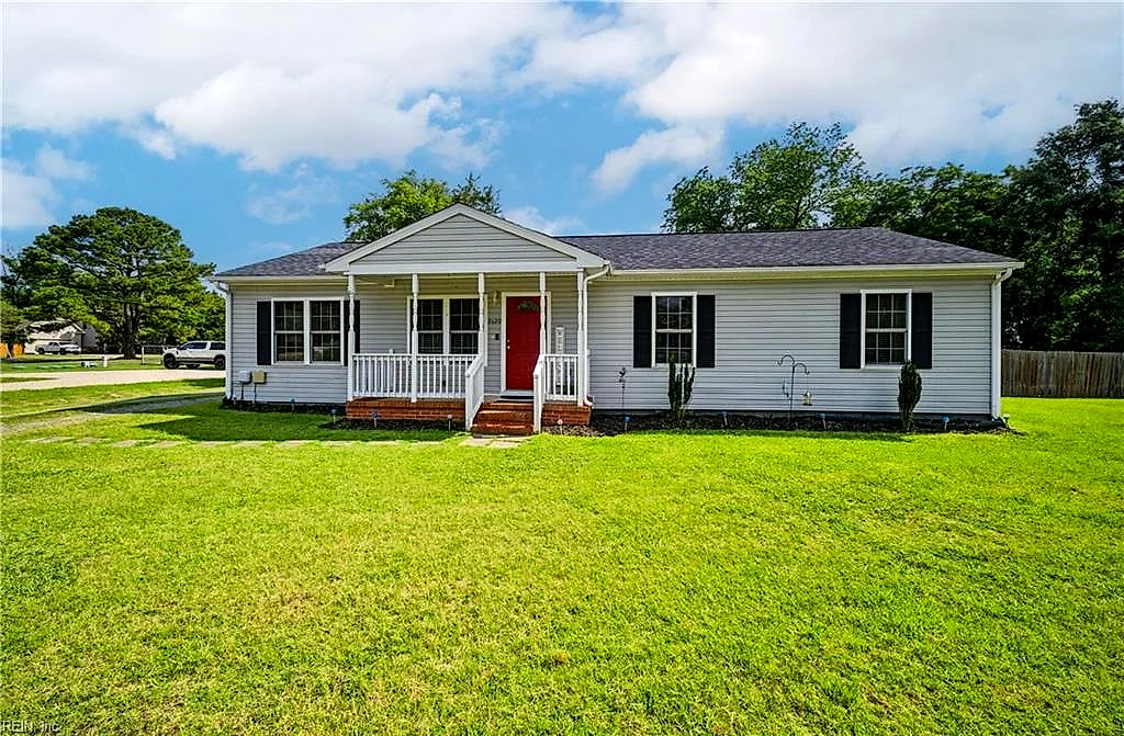 2420 Mount Pleasant RD, CHESAPEAKE VA 23322