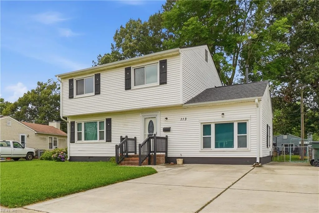 113 Alaric DR, HAMPTON VA 23664