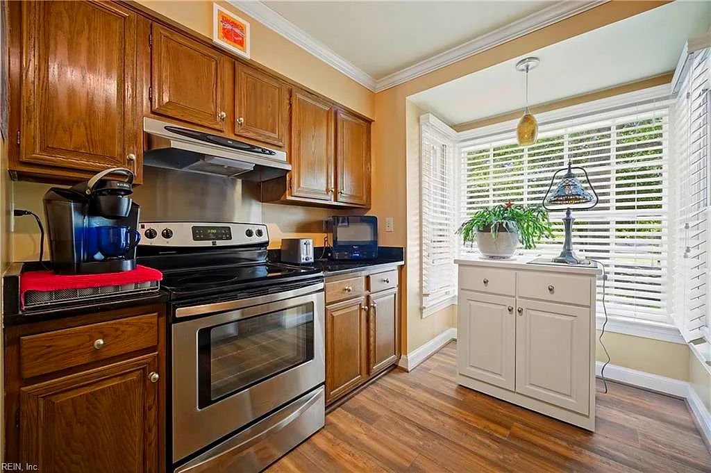 819 Botetourt Gdns, Norfolk — photo