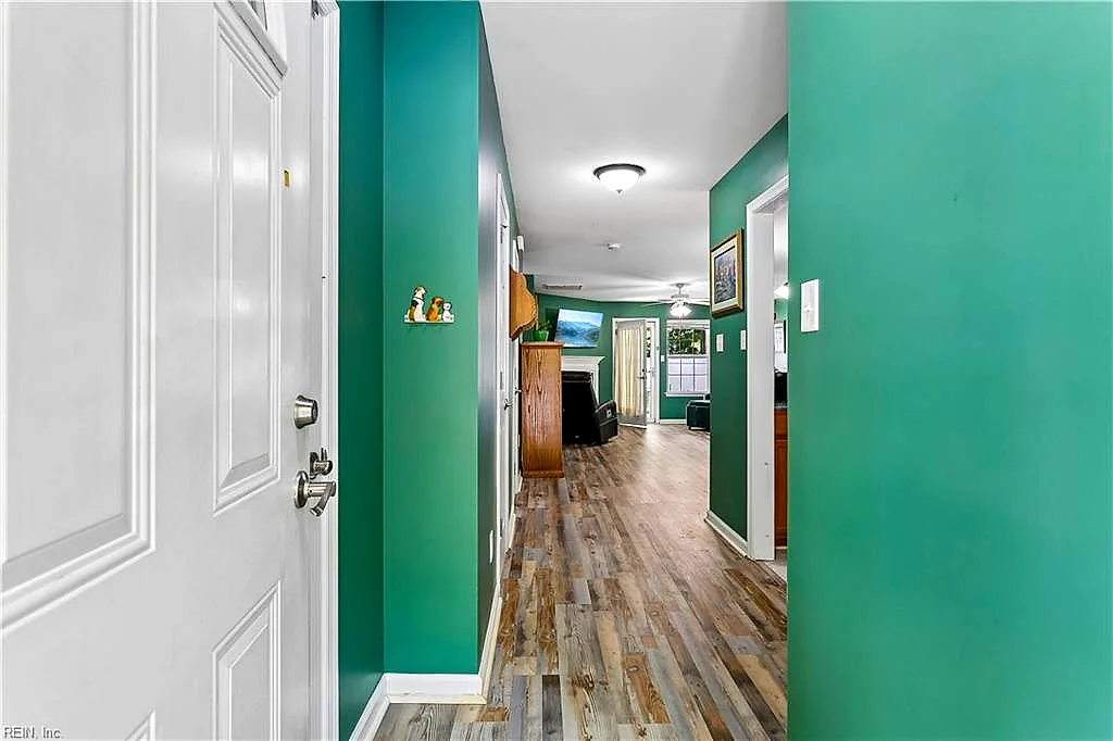439 Revolution Ln, Newport News — photo