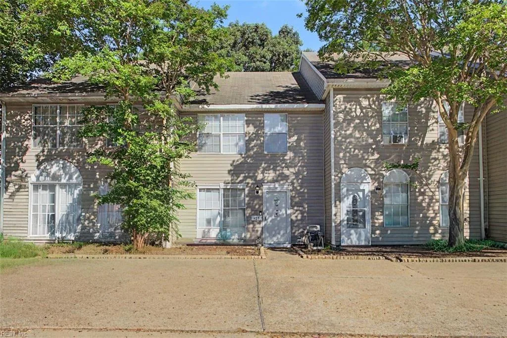 423 Eureka LOOP, NEWPORTNEWS VA 23601