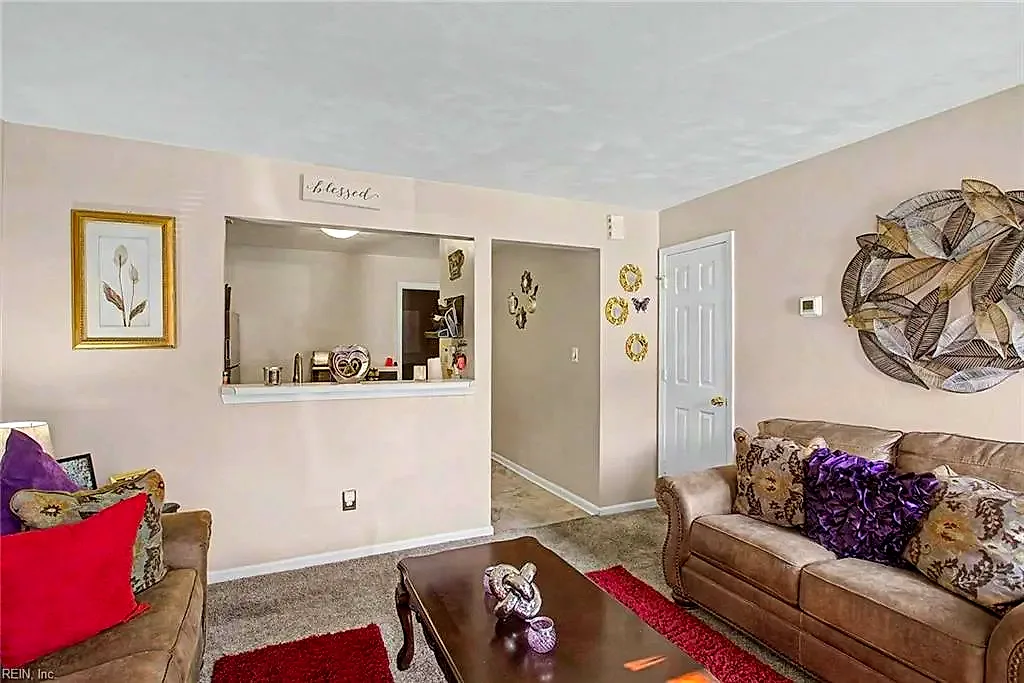 423 Eureka Loop, Newport News — photo