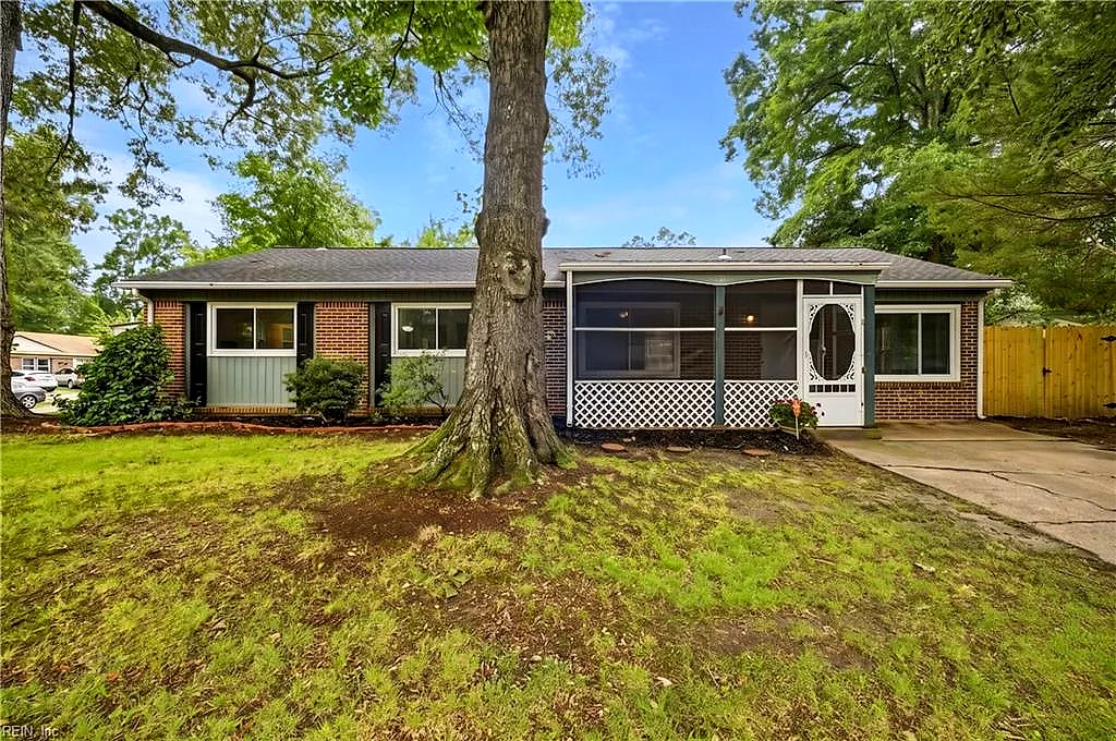 4637 Magnolia DR, SUFFOLK VA 23435