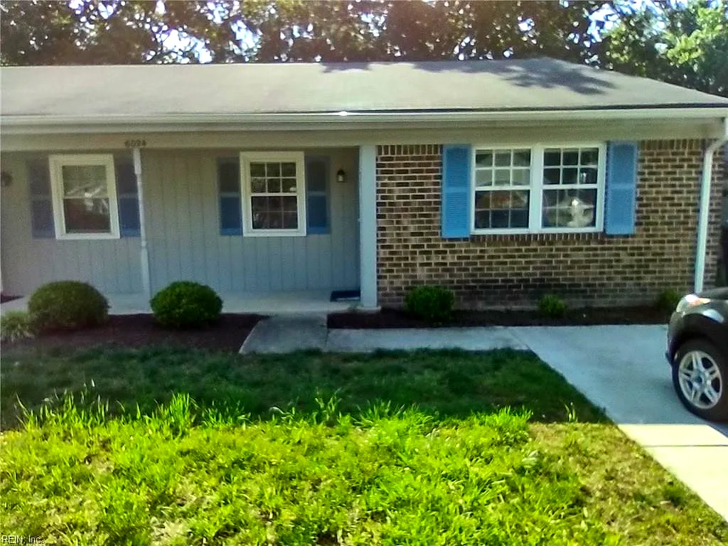 6024 Bradford Dr #B, Suffolk — photo