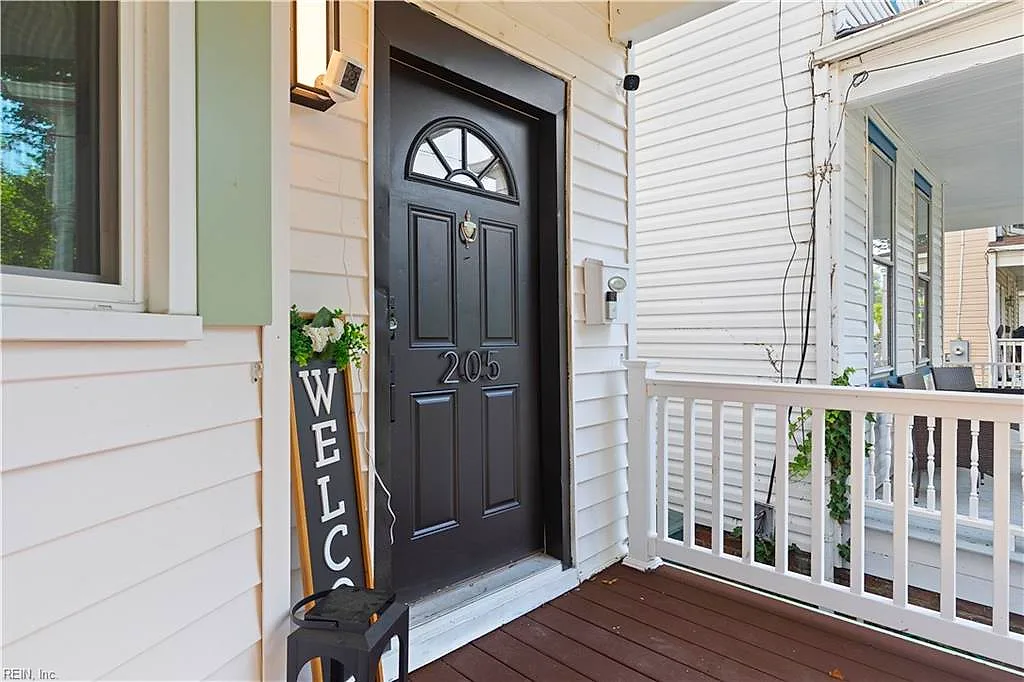 205 W 36th St, Norfolk — photo