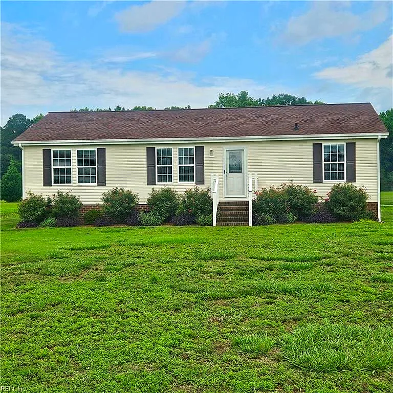 563 Daniels Rd, Corapeake — photo