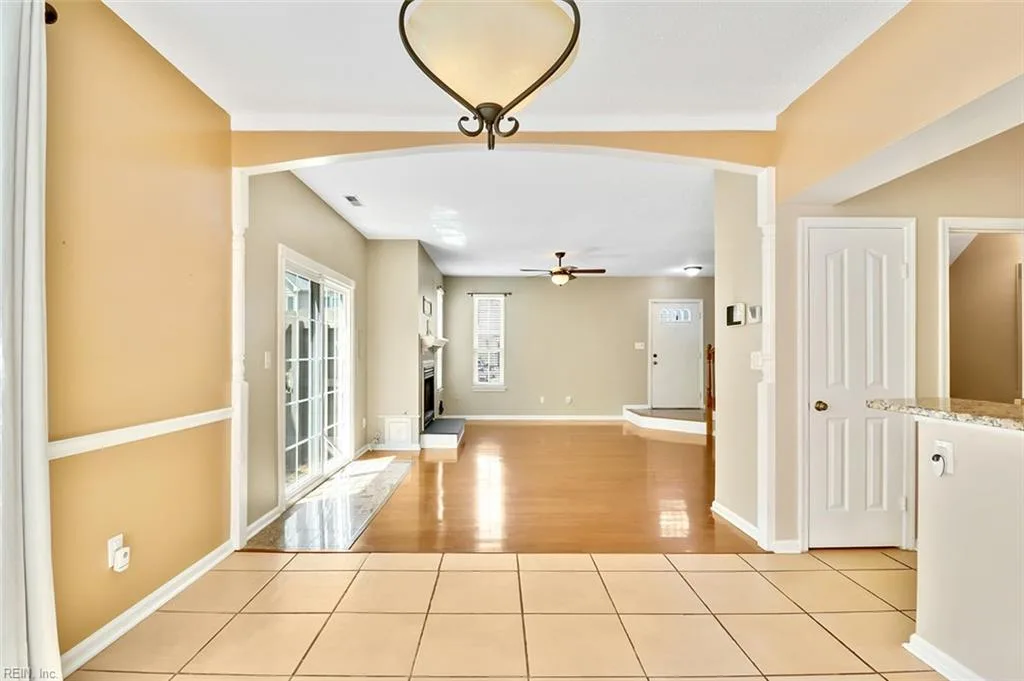 4824 Haymarket Dr, Virginia Beach — photo