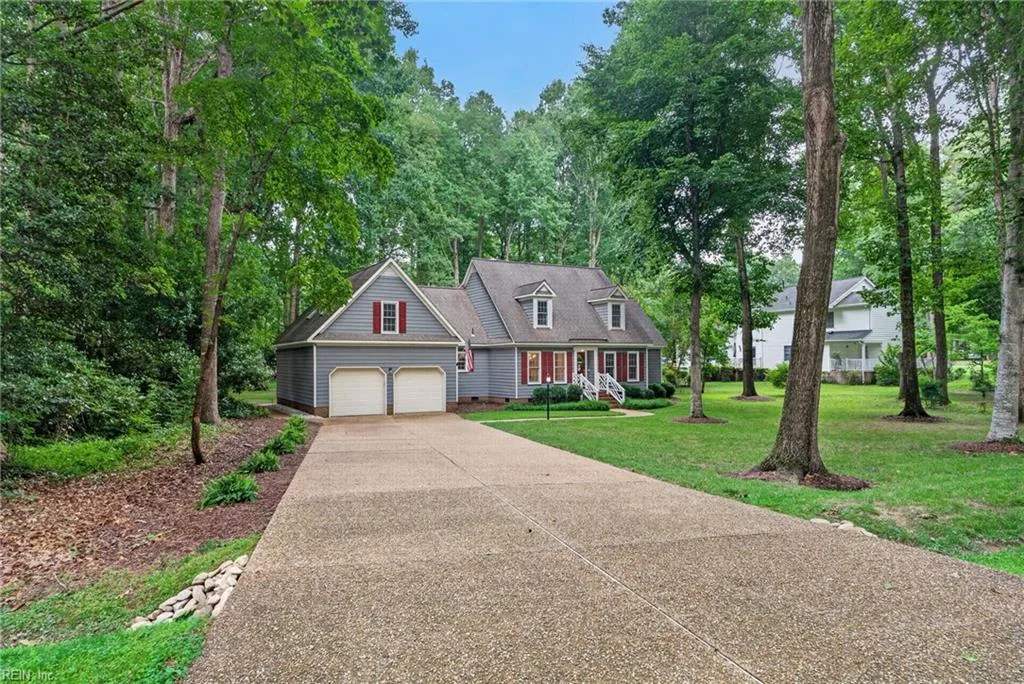 4 Efford CT, WILLIAMSBURG VA 23188