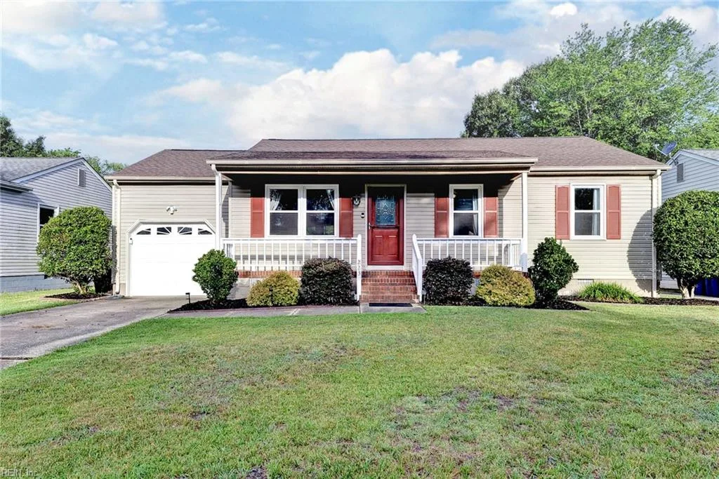 223 Louise DR, NEWPORTNEWS VA 23601
