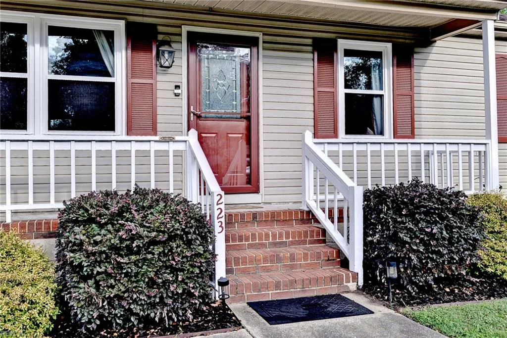 223 Louise Dr, Newport News — photo