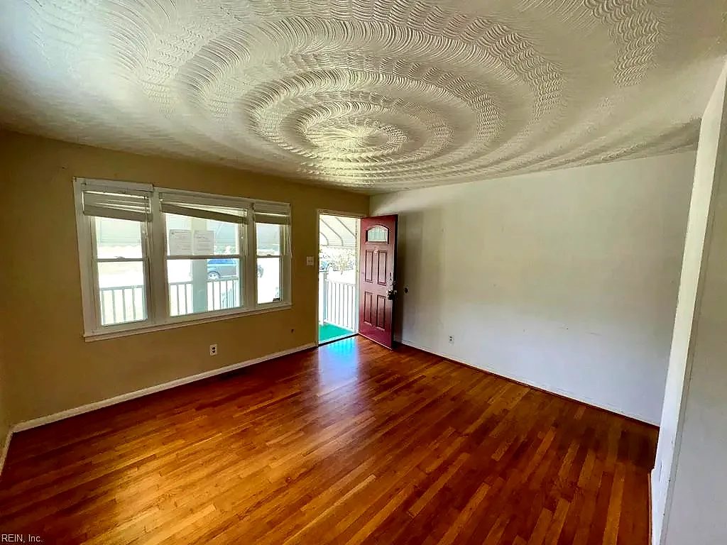 1511 Ekstine Dr, Portsmouth — photo