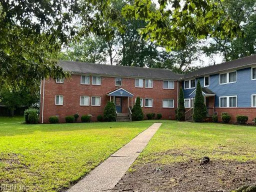 16 Pollux CIR E #4, PORTSMOUTH VA 23701