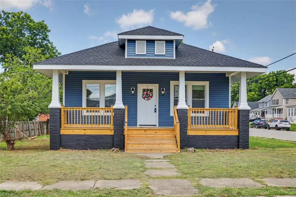 215 Blair AVE, NEWPORTNEWS VA 23607