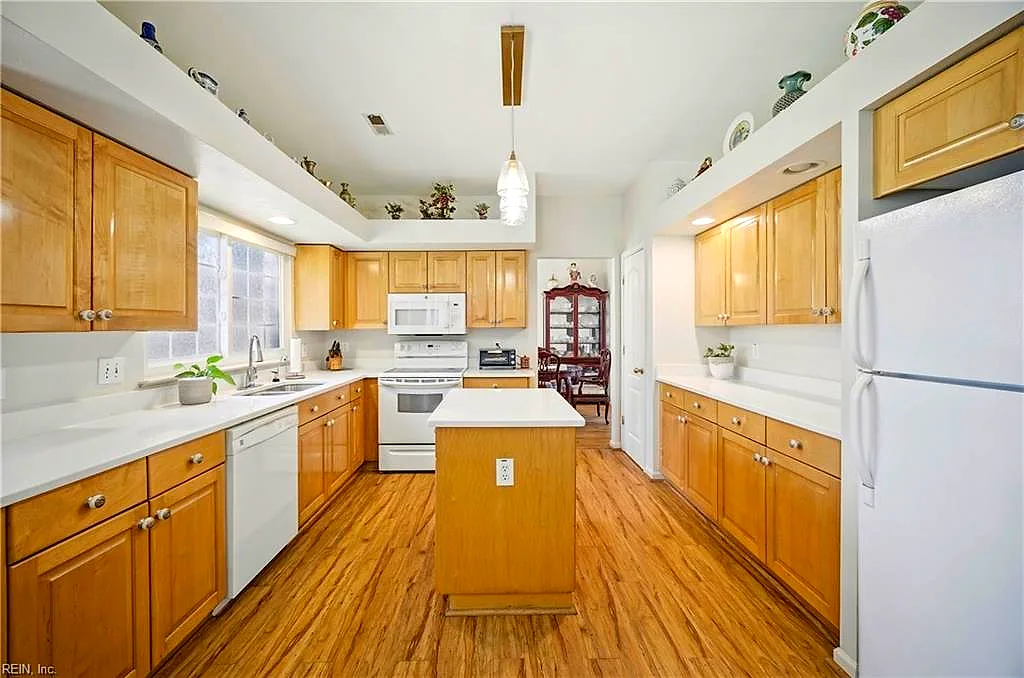 2909 Elmore St, Virginia Beach — photo
