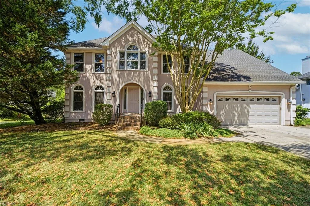 220 Marsh Island DR, CHESAPEAKE VA 23320