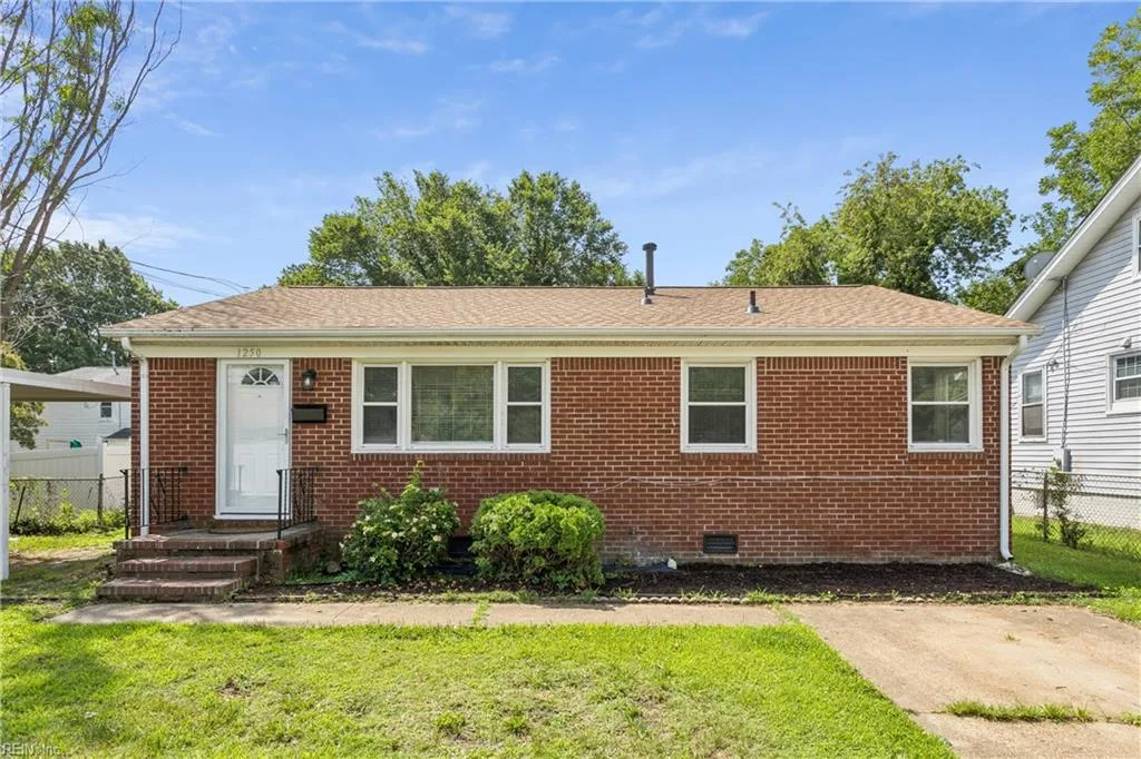 1250 Hampton AVE, NEWPORTNEWS VA 23607